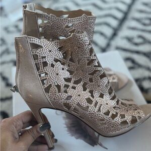 Jessica Simpson stiletto booties. Size 8